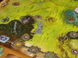 игра "Первые впечатления от Runebound Third Edition": Трек времени и благородный лорд, засевший в лесу